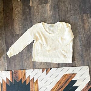 Abercrombie off white sweater, great condition! Size small
